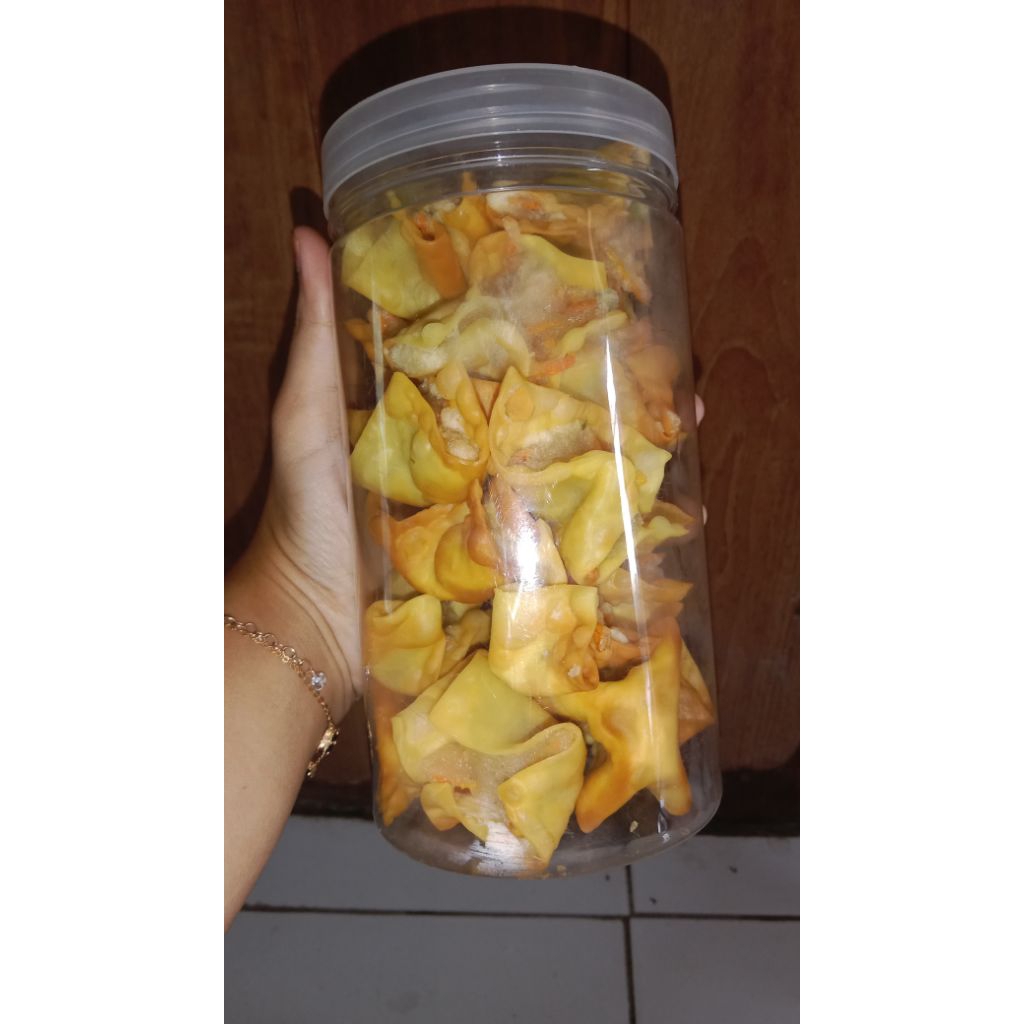 

pangsit goreng renyah jajan cemilan toples 1000ml