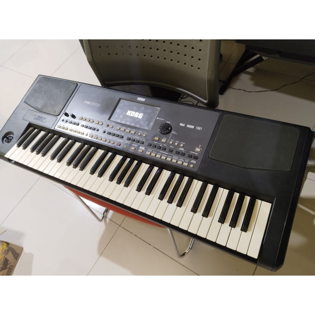 Keyboard Korg PA600 V1 Second (sudah dengan packing kayu)