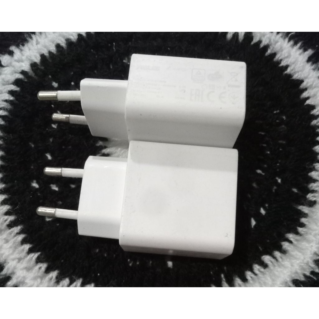 Charger Asus 2A second Ori bawaan HP
