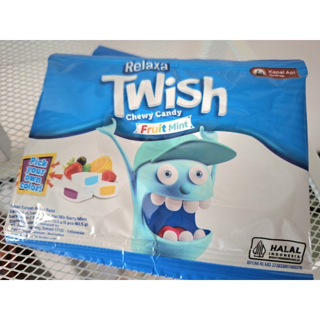 

RELAXA TWISH ISI 5PCS PERMEN KUNYAH ANEKA RASA PROMO BUY 5+1