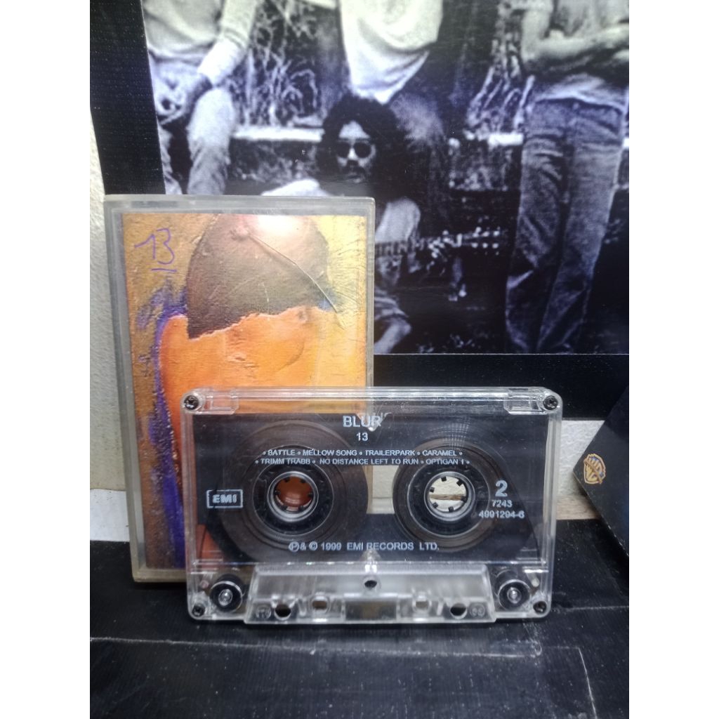 kaset BLUR 13