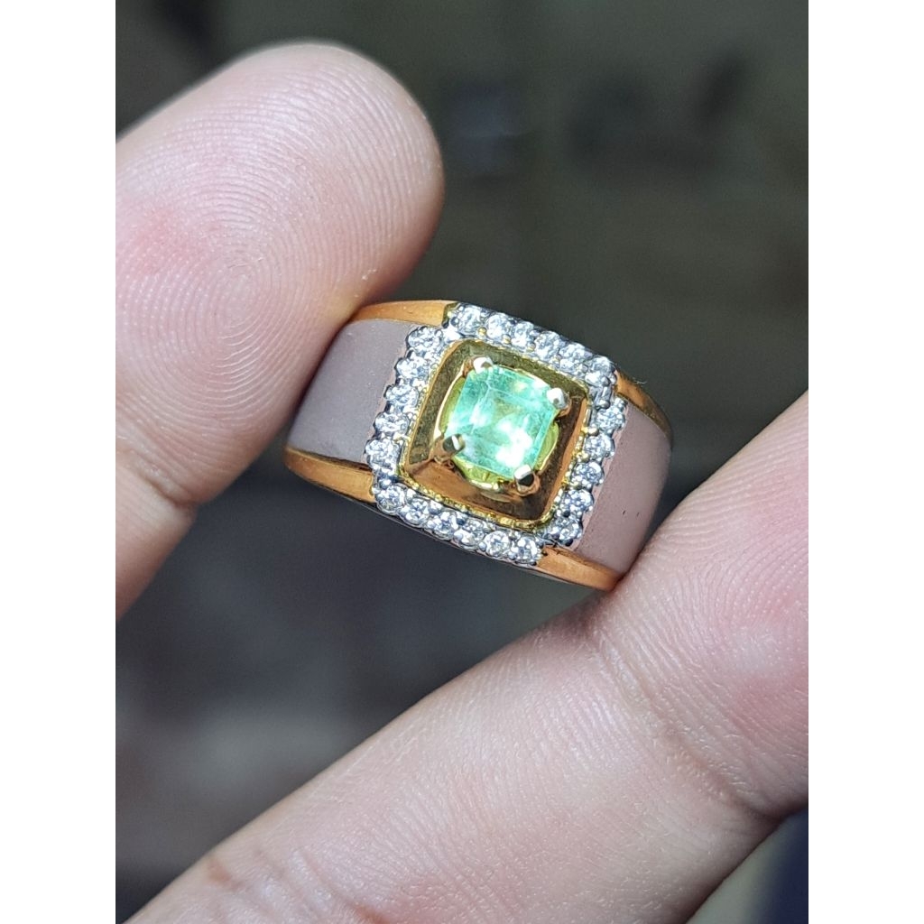 Natural Emerald Beryl