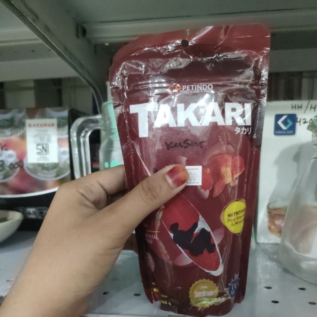 Makanan ikan Takari