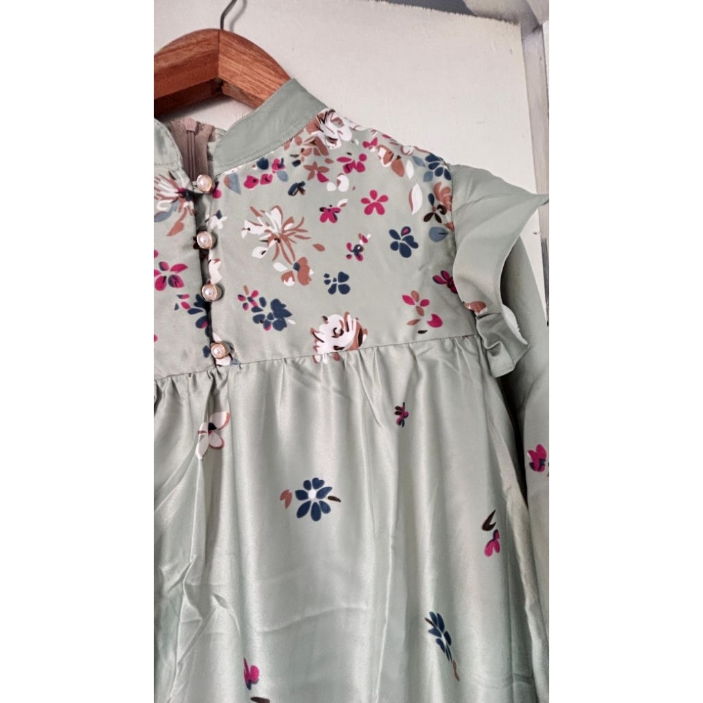 Dress/gamis warna Hijau mint motif cantik