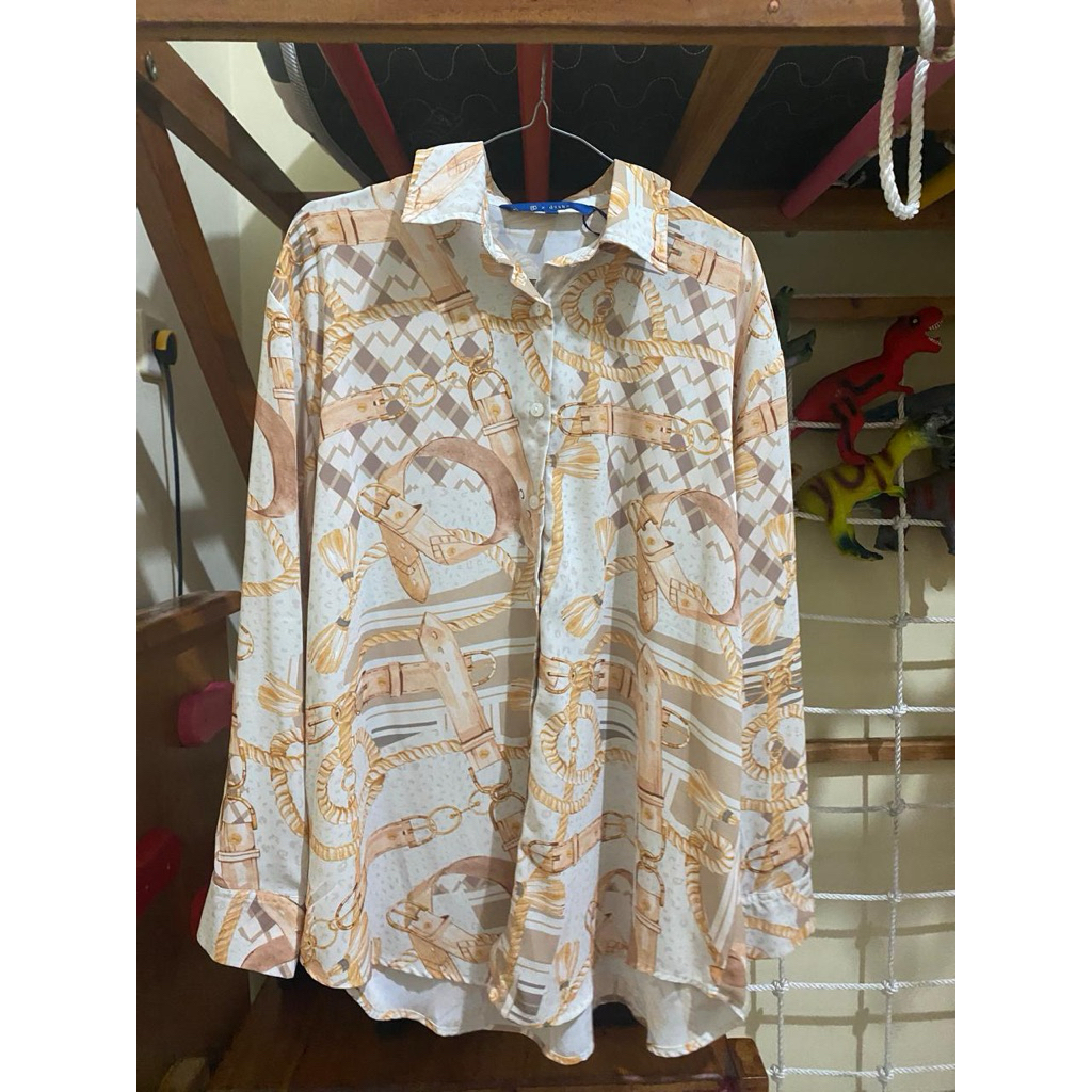prelove benang jarum the chain la bella satin shirt cream