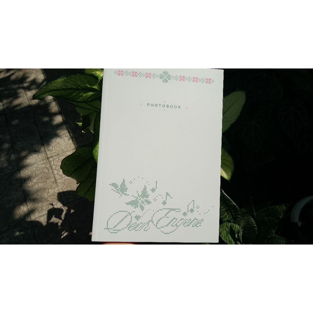 official photobook season greetings Enhypen 2024 (dear Engene)