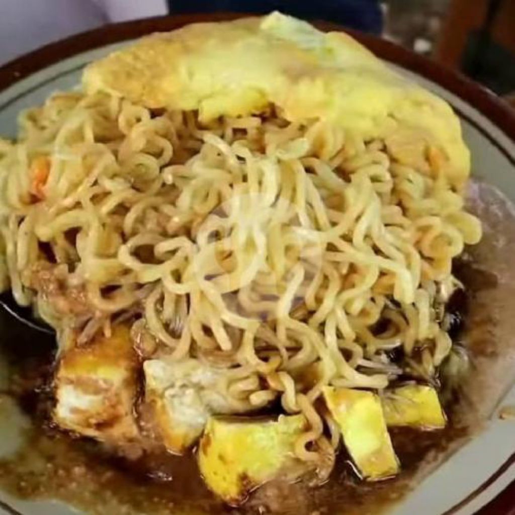 

ketoprak mede Mie sukses ples telor
