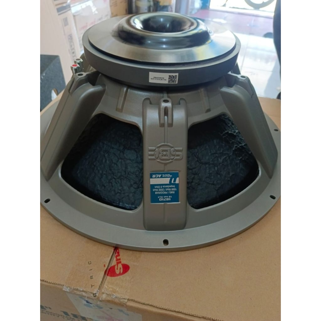 Speaker 18 inch DELUXE 18710 DLX original new 2000 watt