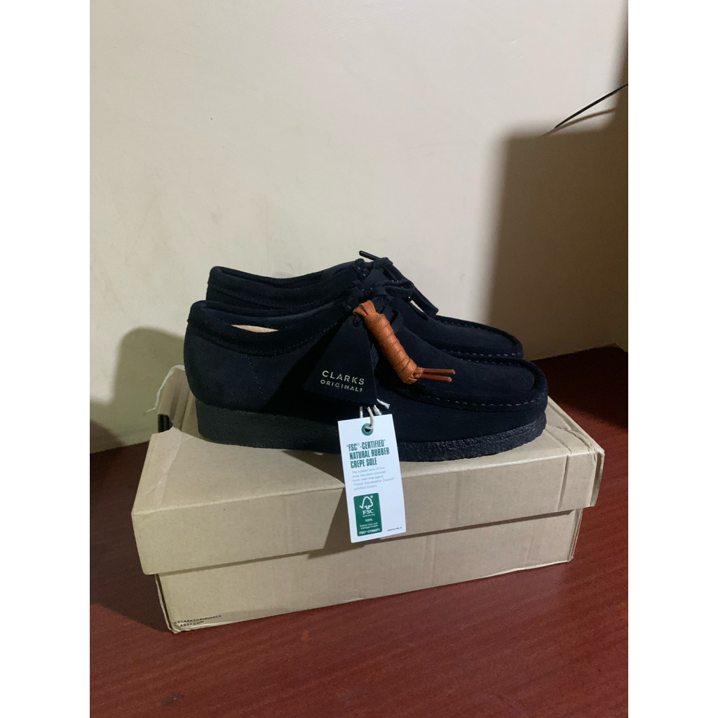 clarks wallabee