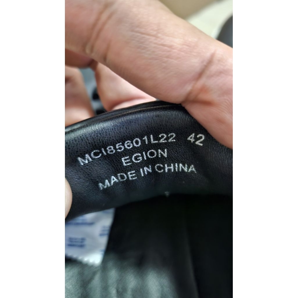 GinoMarianiSepatuCasual