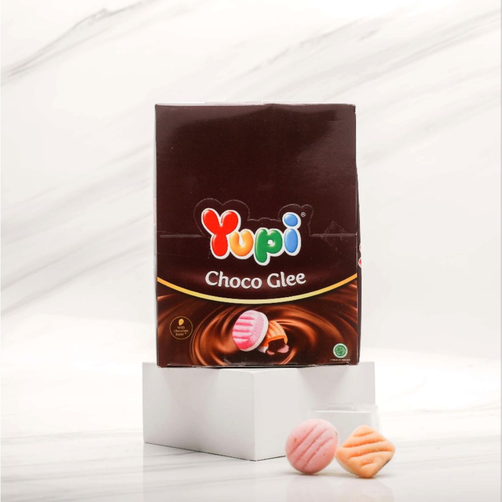 

YUPI CHOCO GLEE 1 pack isi 12 pcs / Permen Yupi Coklat