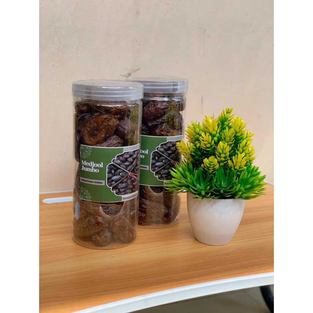 

Kurma Medjool Jumbo Watan Pale5tin4 Box 1kg