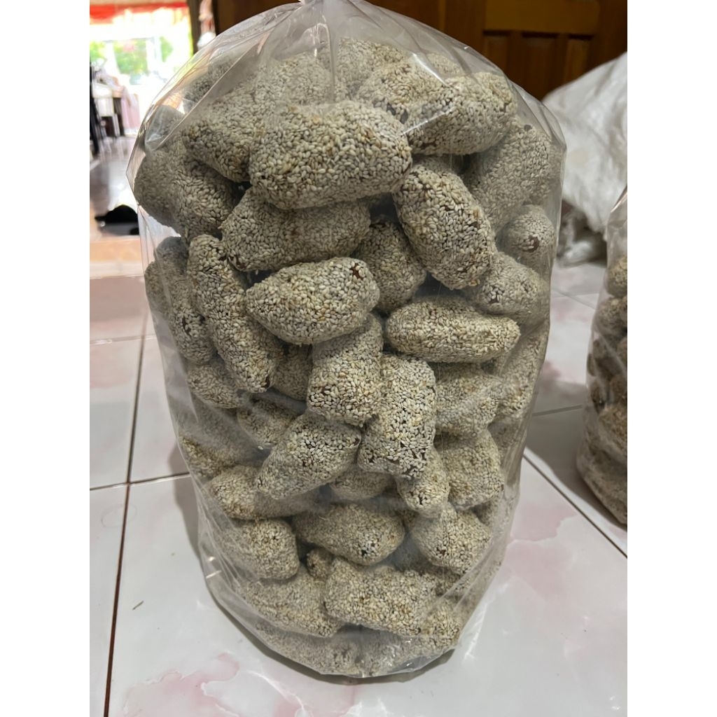 

manco wijen panjang kiloan rasa renyah dan legit