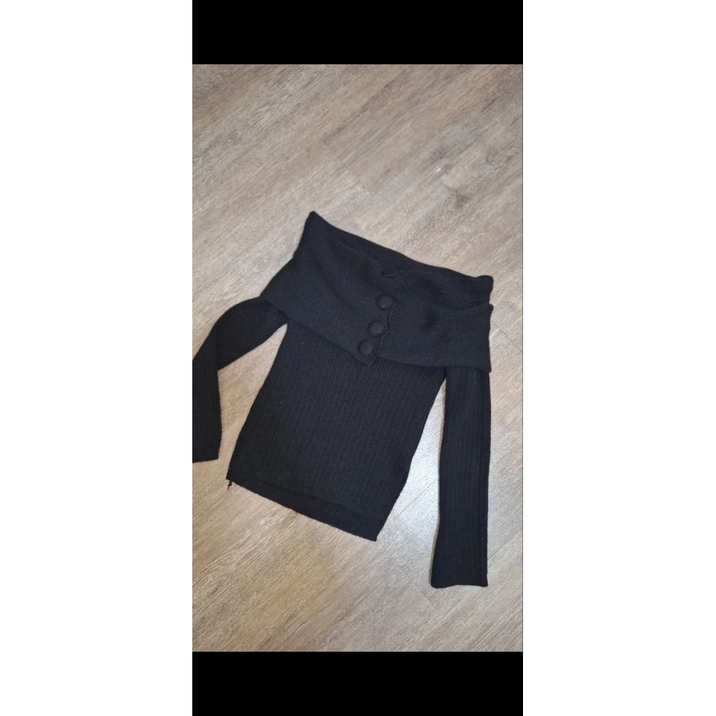 sabrina wool top (preloved)