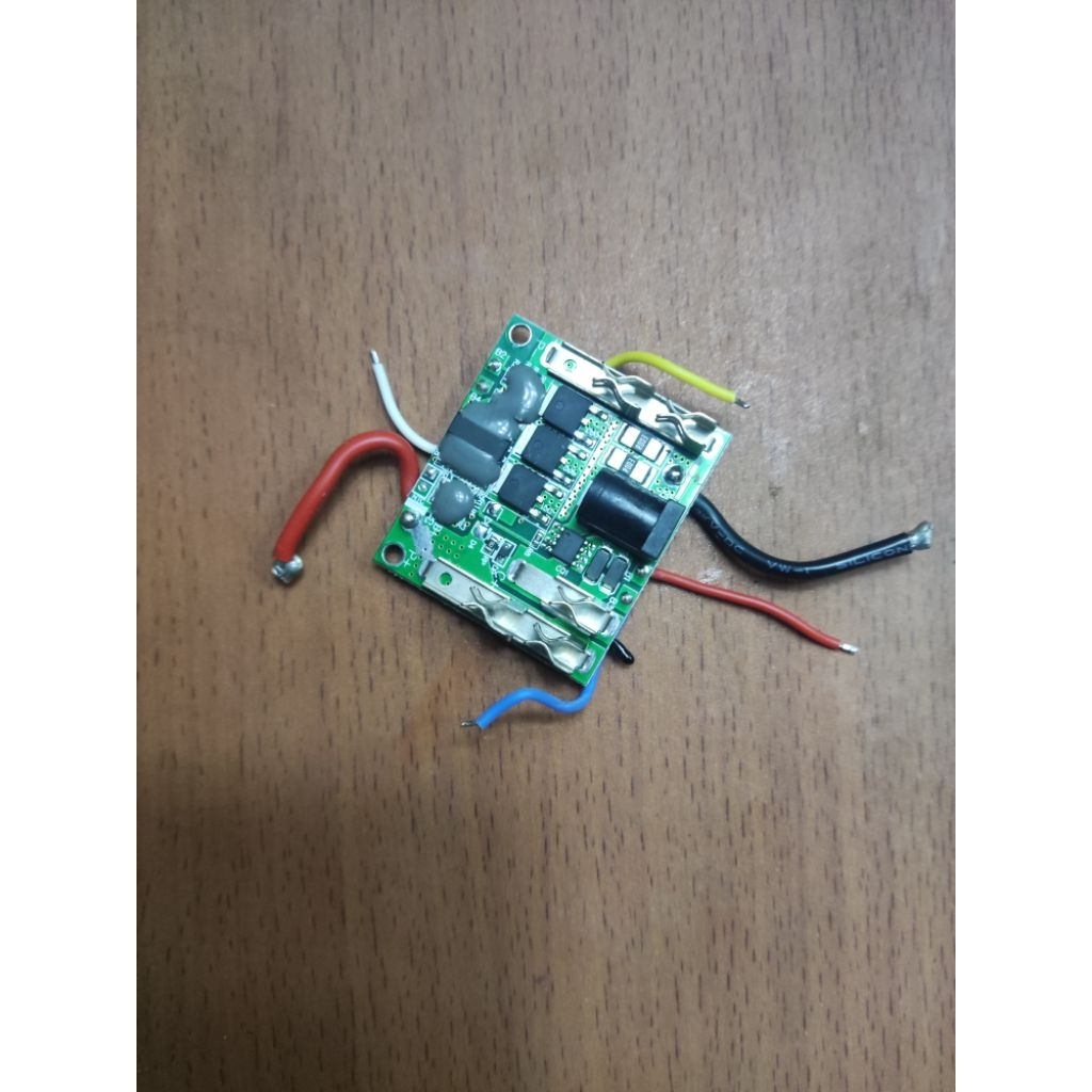 BMS 3 mosfet slot LXT makita copotan dari baterai bor lucid
