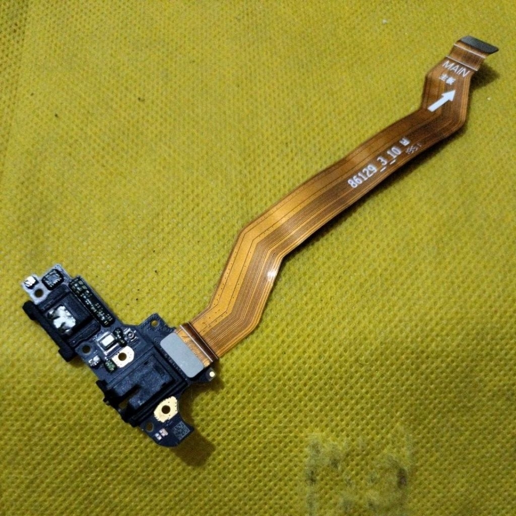 PLEXIBLE CHARGER PAPAN CHARGER REALME 5i ORIGINAL COPOTAN