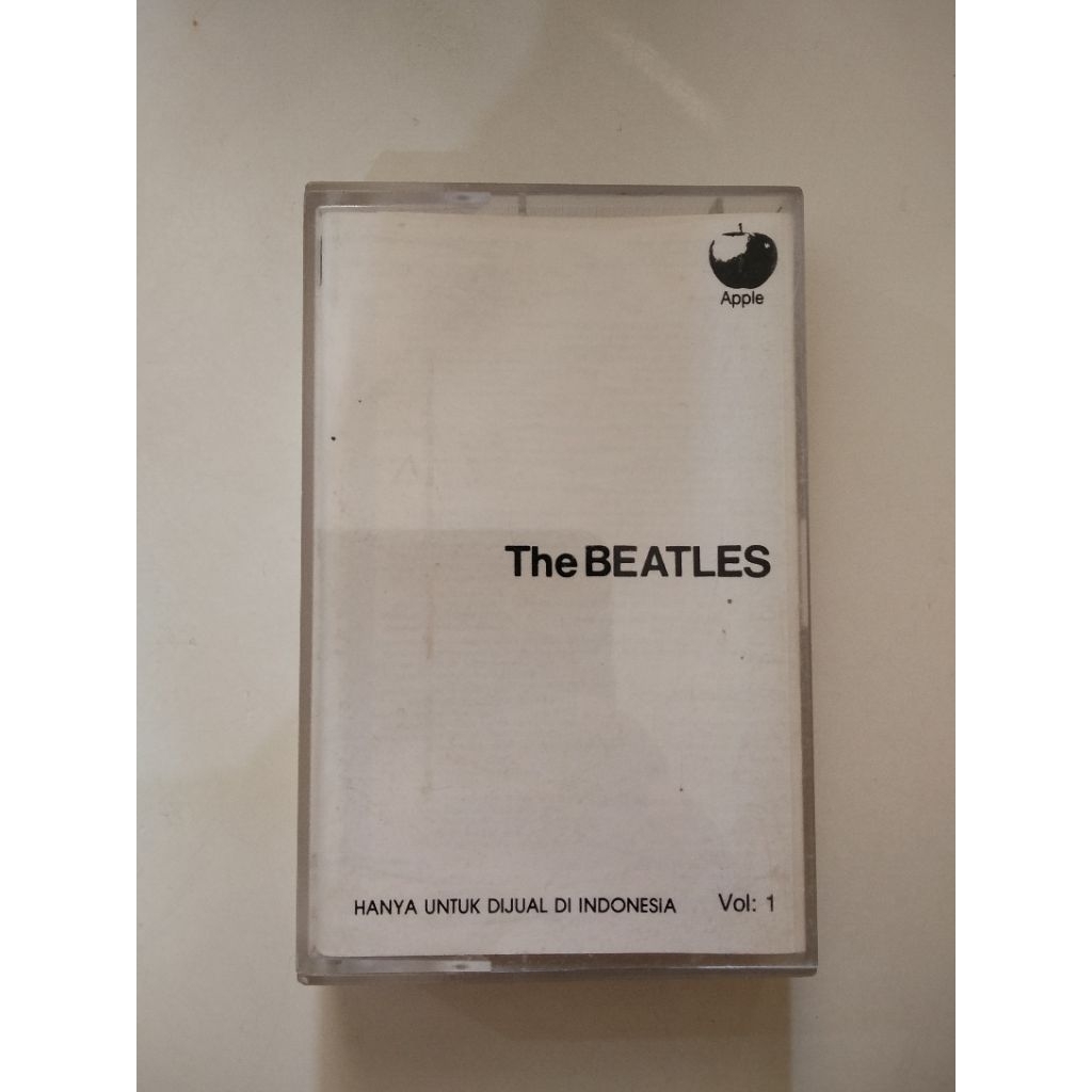 KASET PITA THE BEATLES WHITE ALBUM VOL 1