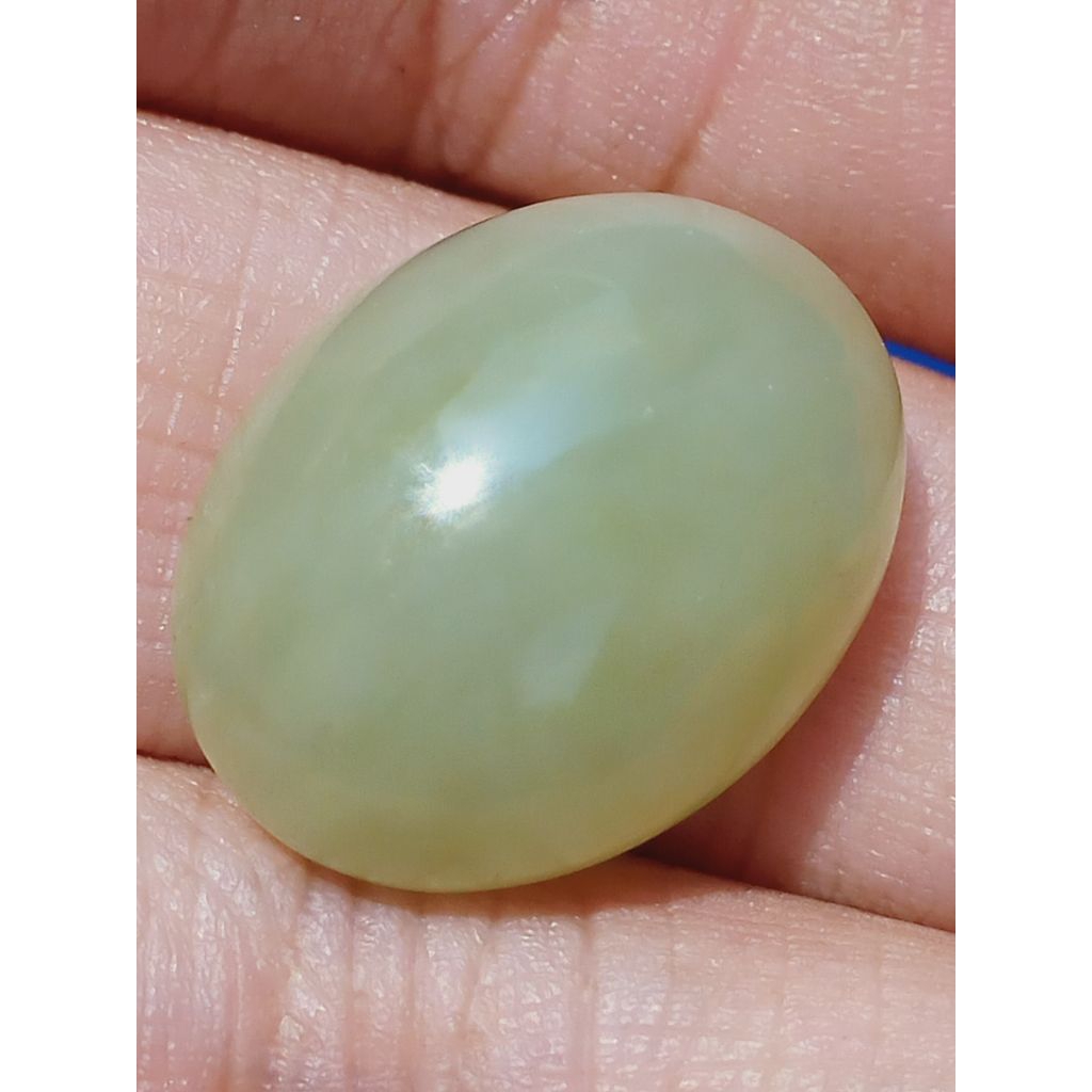 Batu Giok Serpentine Lawasan