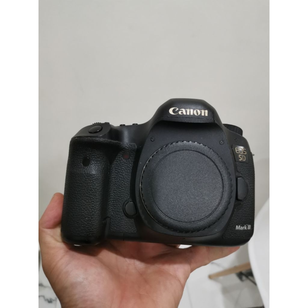 Canon EOS 5D Mark III DSLR camera full frame body Only (second) harga termurah glosir