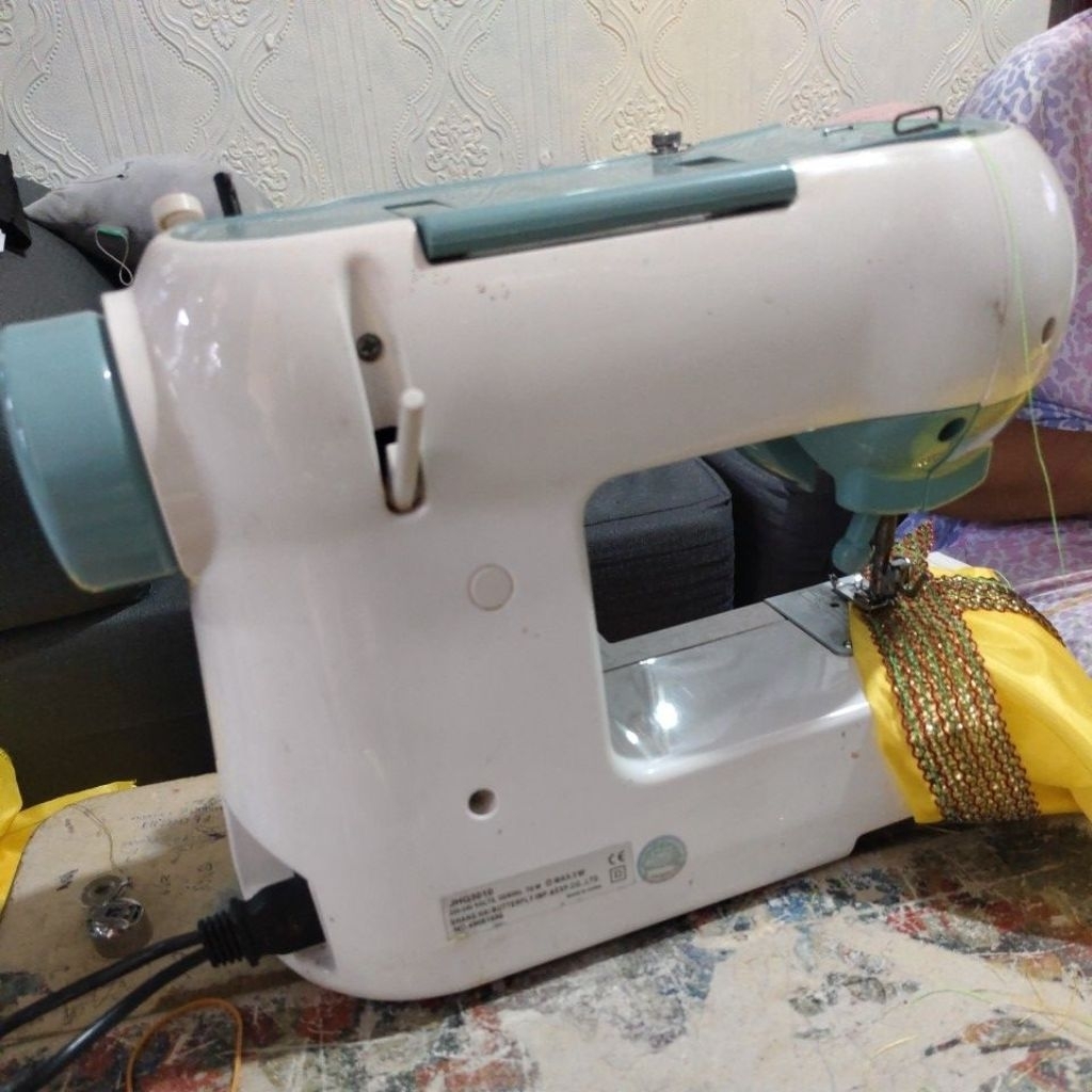 Mesin Jahit Second