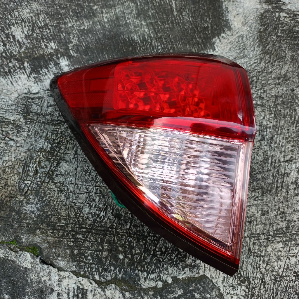 Stoplamp Honda HRV Hrv / lampu belakang honda hrv 2014 2015 2016 2017 ori copotan