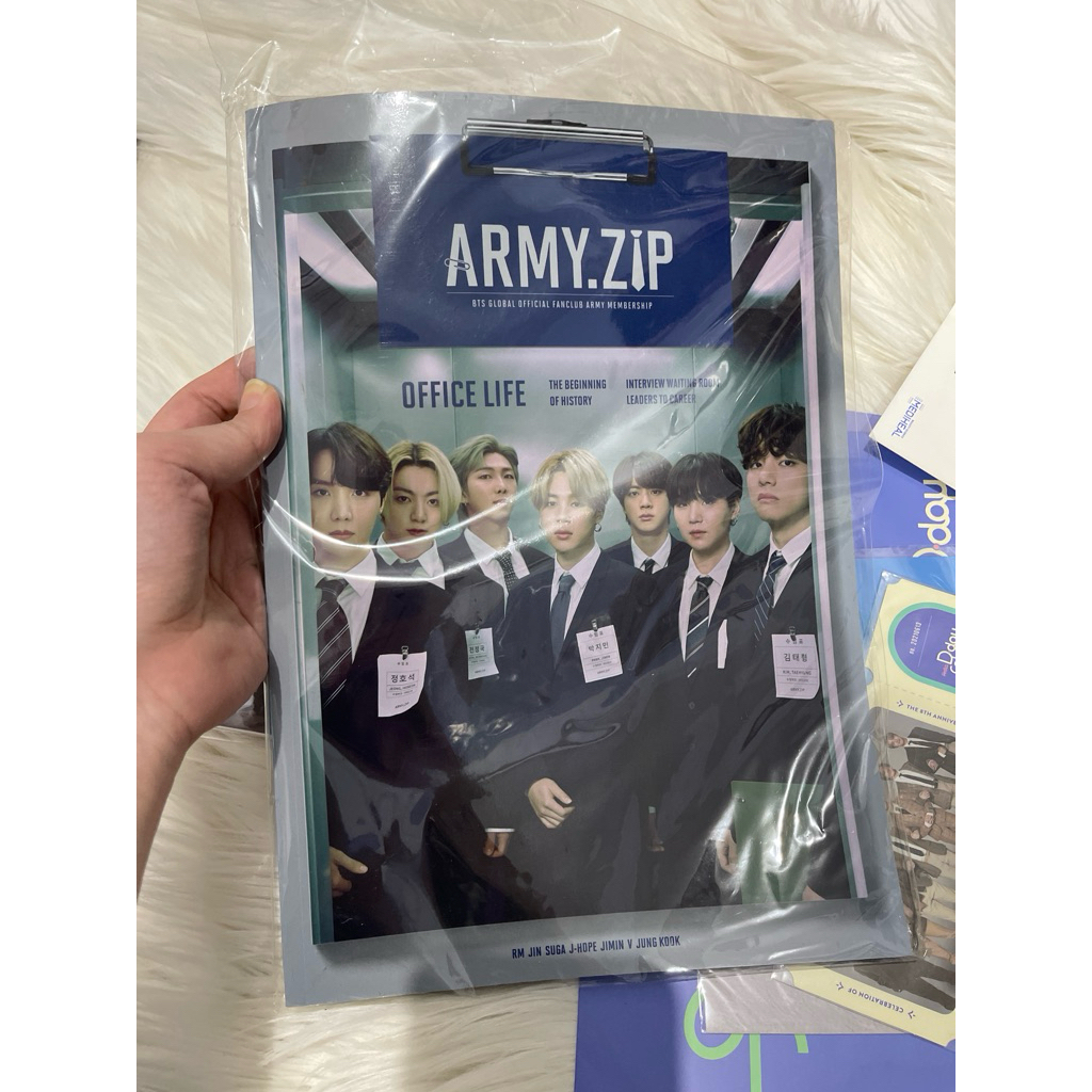 BTS ARMY ZIP PB