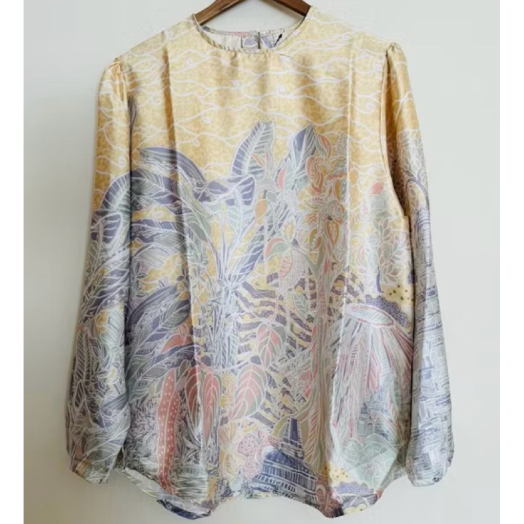 PRELOVED SARAH SET (Blouse Series Nusantara) Buttonscarves