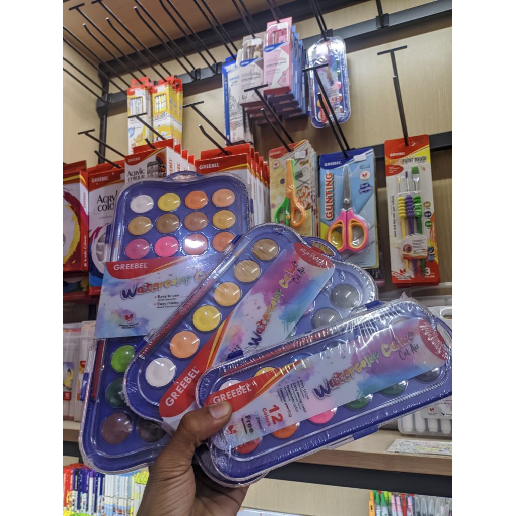 

Greebel Watercolor Cake | Cat air