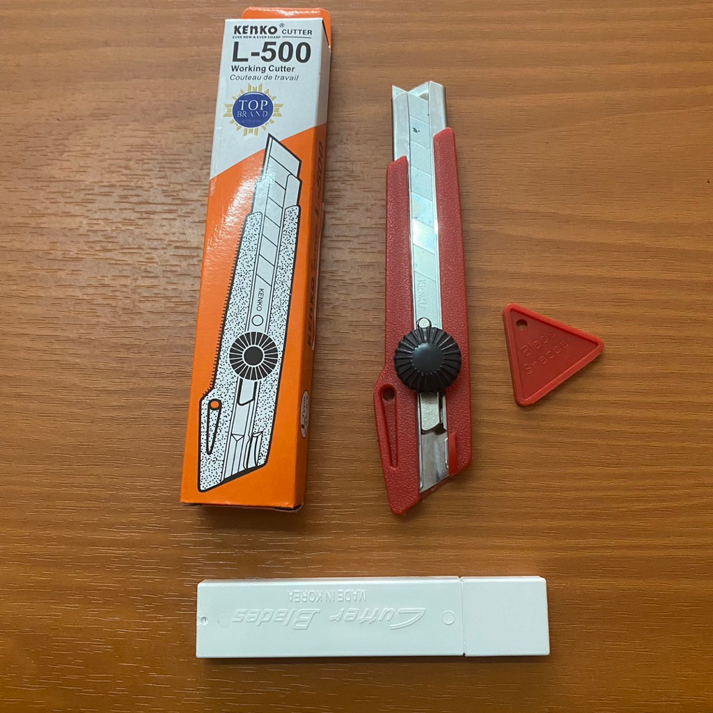 

Cutter Pisau L500 kenko isi