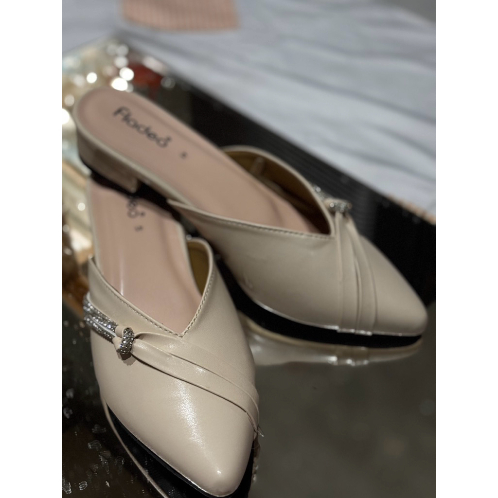 SandalWanitaFladeo(HAK3cm)