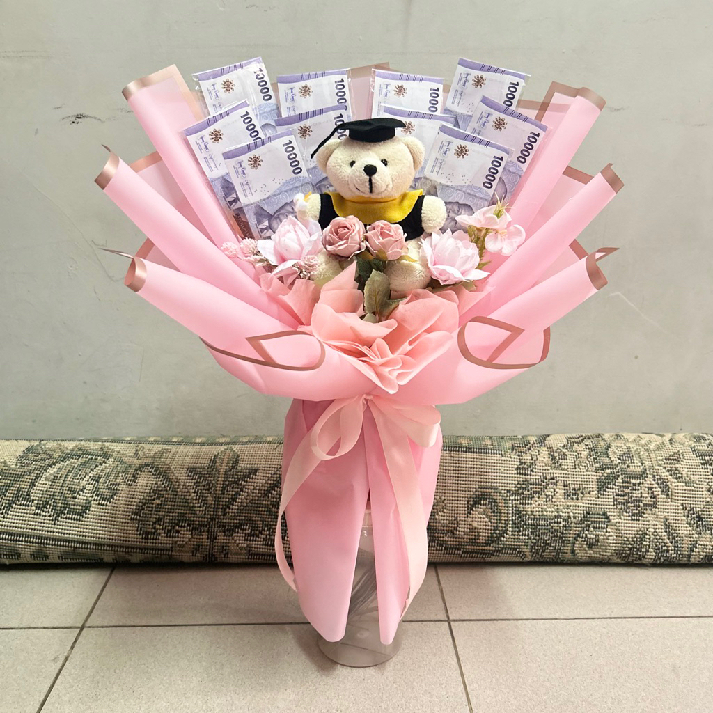 buket bunga / buket bunga wisuda / buket uang / boneka wisuda