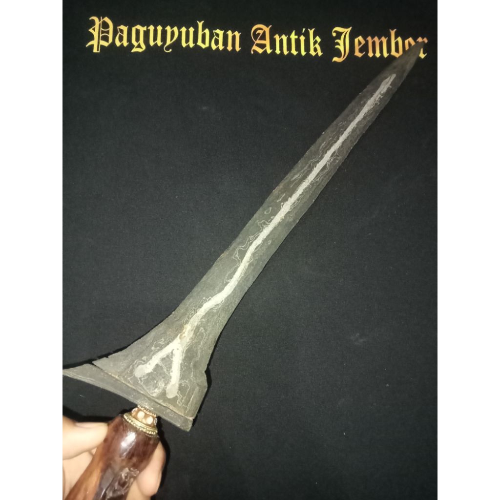 Keris Sepuh Pamor Pancuran Emas