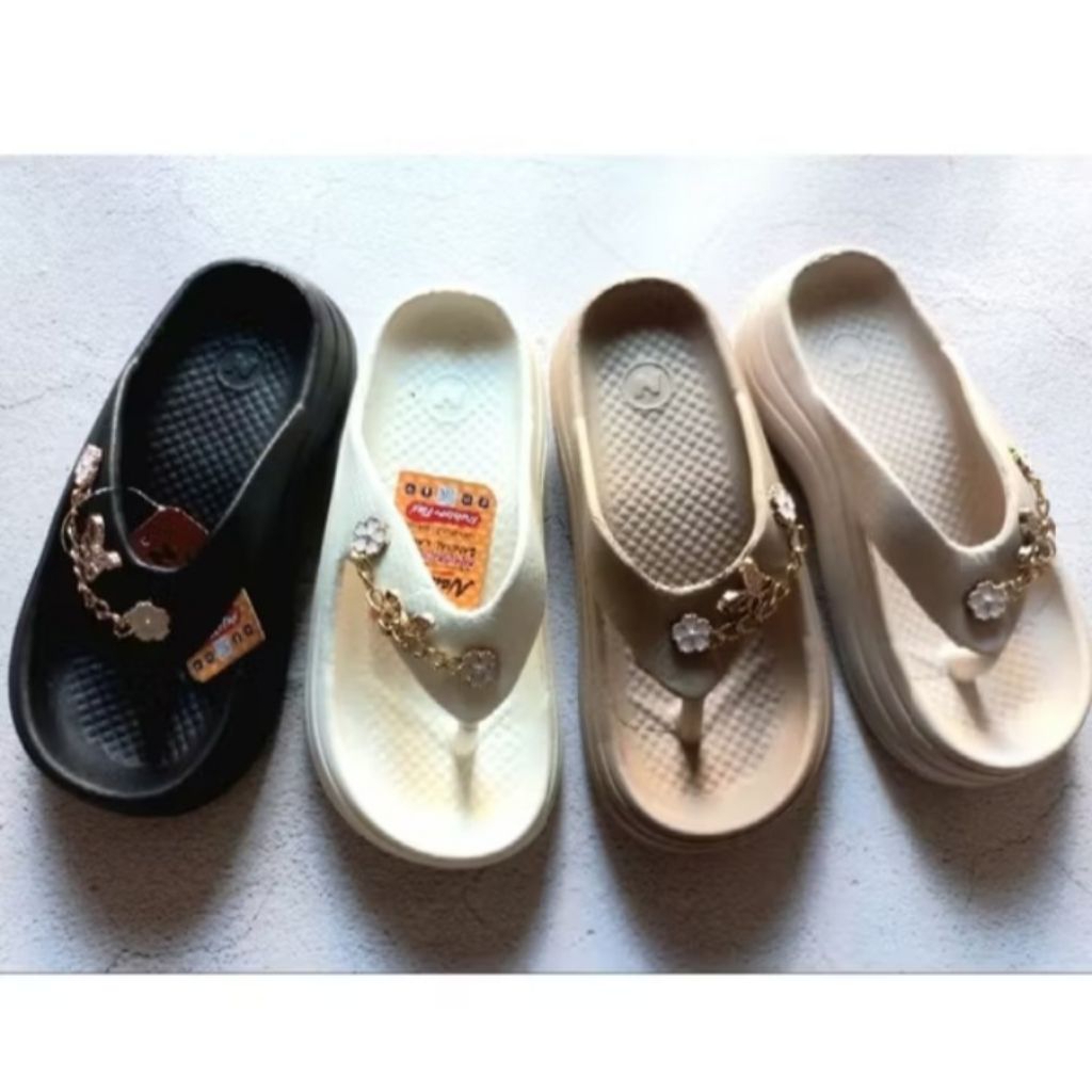 Sandal Wedges Wanita NEW ERA Rantai 90781