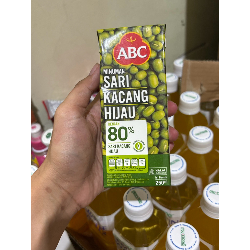 

Sari Kacang Hijau Ultra 250ml
