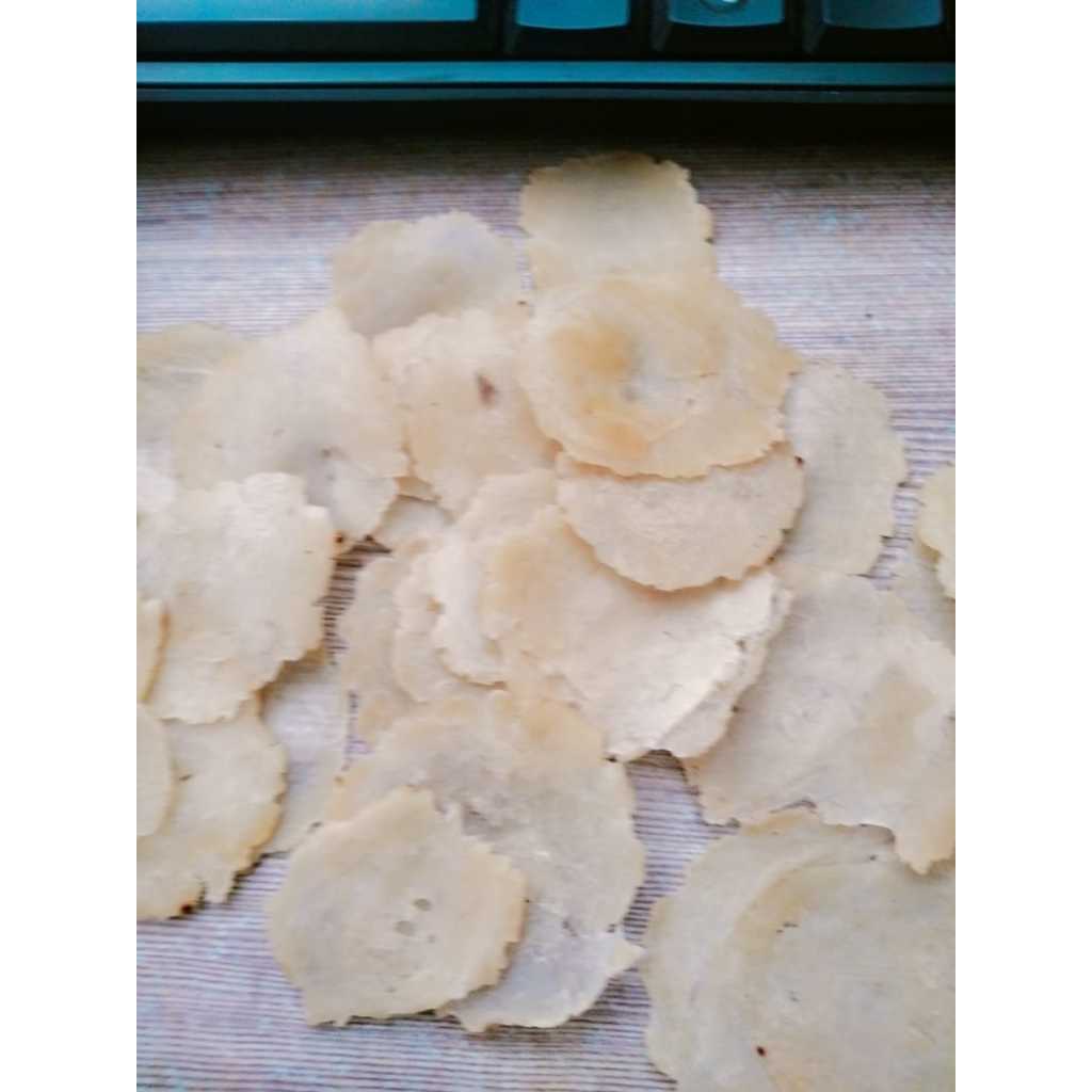 

EMPING MELINJO ( BIJI MELINJO SUPER TIPIS ASLI KEBUMEN (isi 1-2-4 )