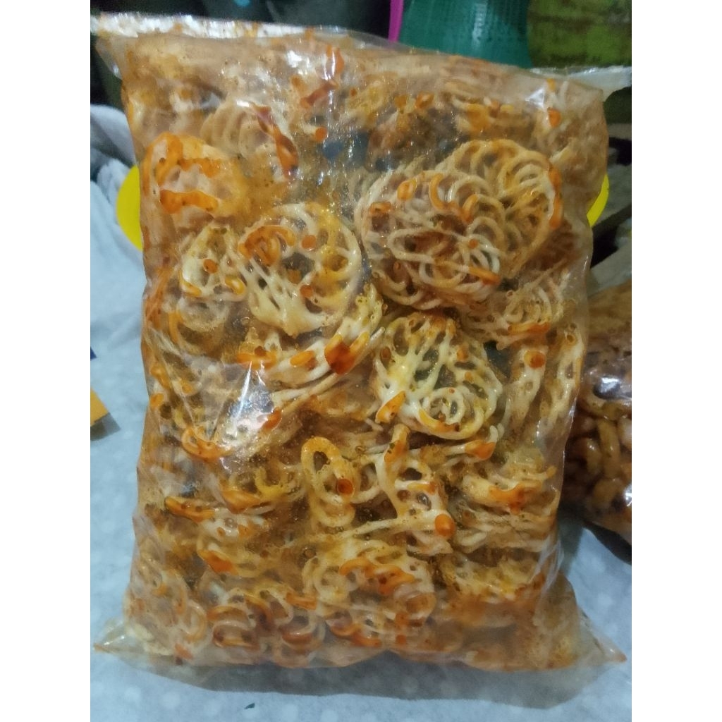 

Sebring kerupuk mawar rasa gurih pedas daun jeruk 1000gr