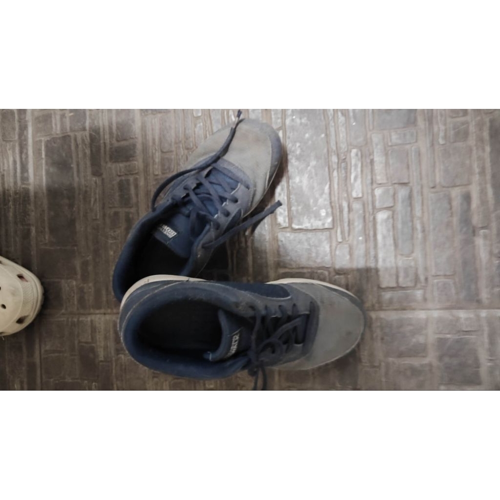 preloved Skechers 36 Skechers 37