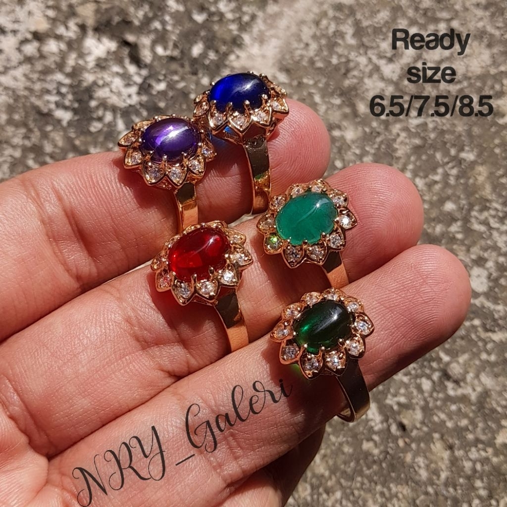 Cincin batu wanita warna gold elegan bukan titanium merah siam kecubung king safir giok
