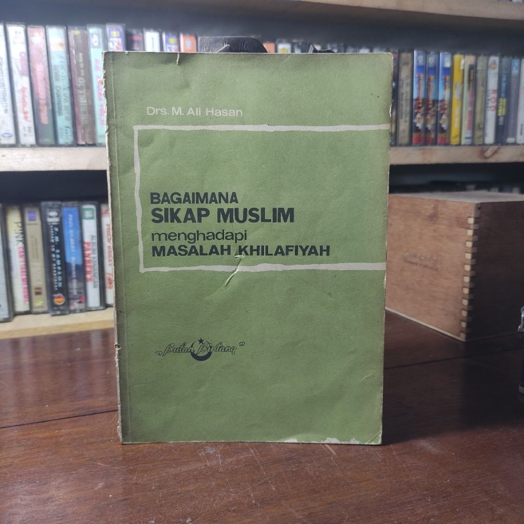 Bagaimana Sikap Muslim Menghadapi Masalah Khilafiyah