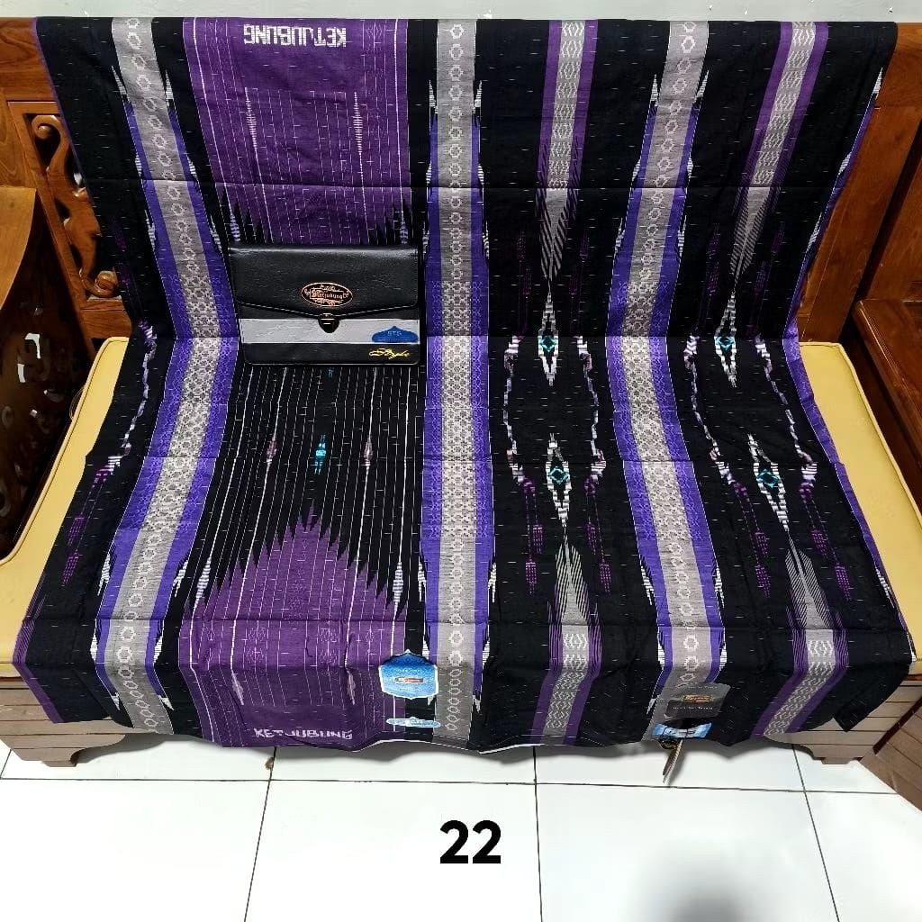 Sarung KETJUBUNG Mercerized RED Motif SGD GOLD