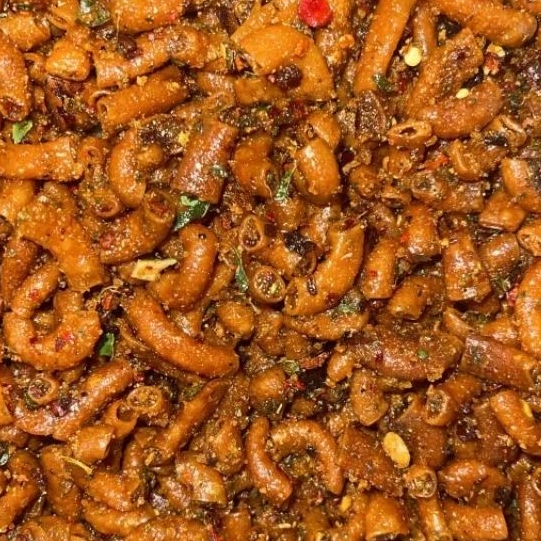 

MAKARONI CIKRUH PEDAS DAUN JERUK