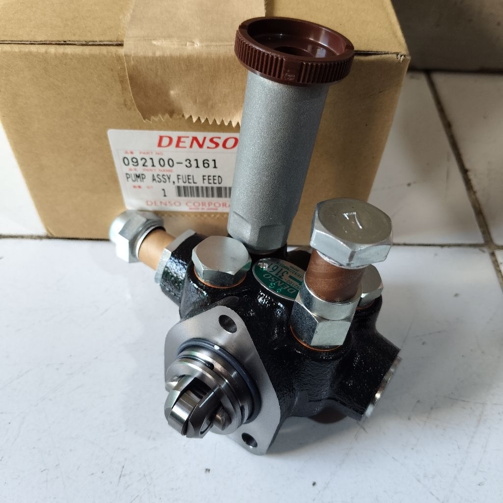FEED PUMP ASSY 0-92100-3161 FEED PUMP ASSY FUEL FEED DENSO ASLI HINO LOHAN