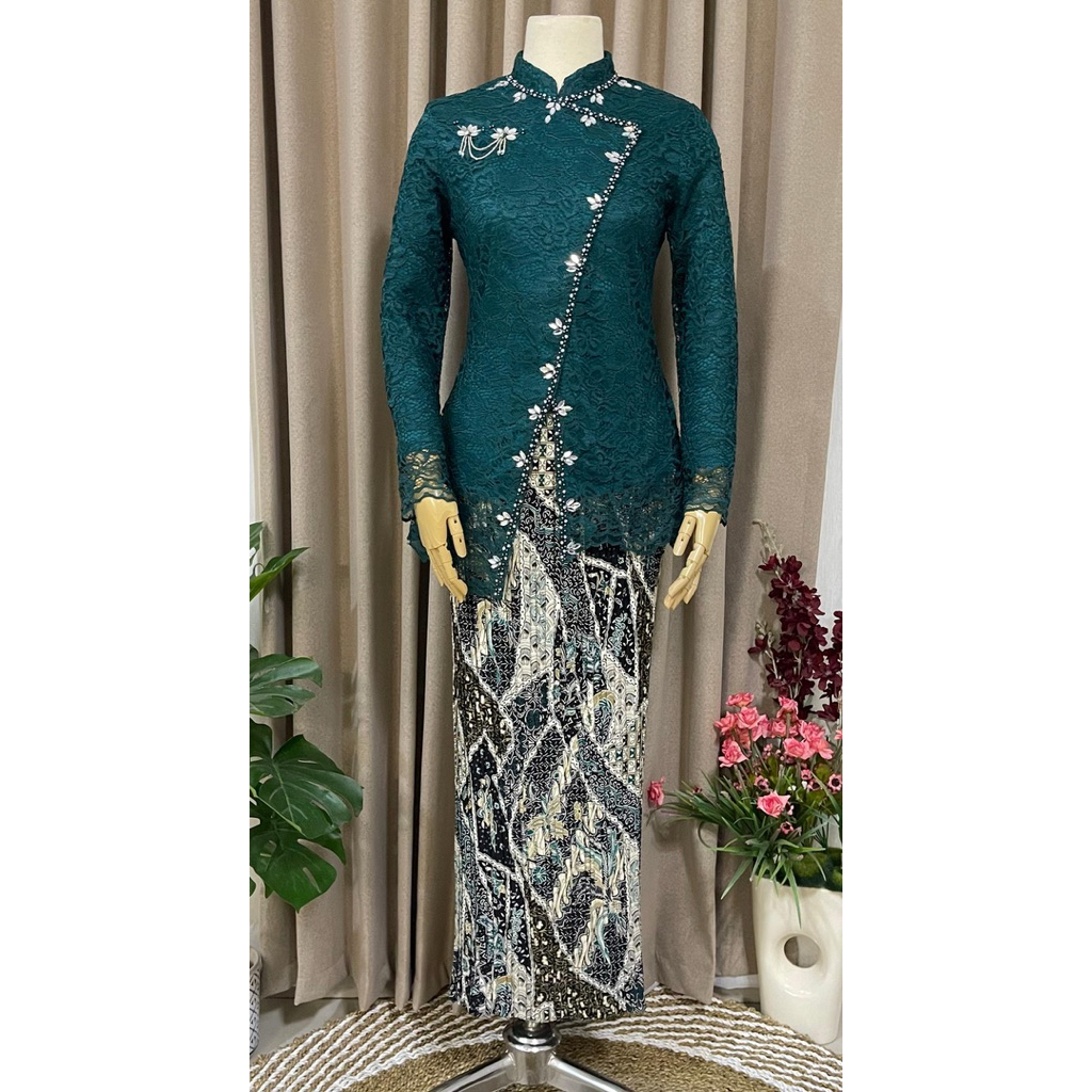 Kebaya Janggan Set Batik plisket - Baju Wisuda - Baju Pesta - Kebaya Nikah - Seragam Nikah - Kebaya 