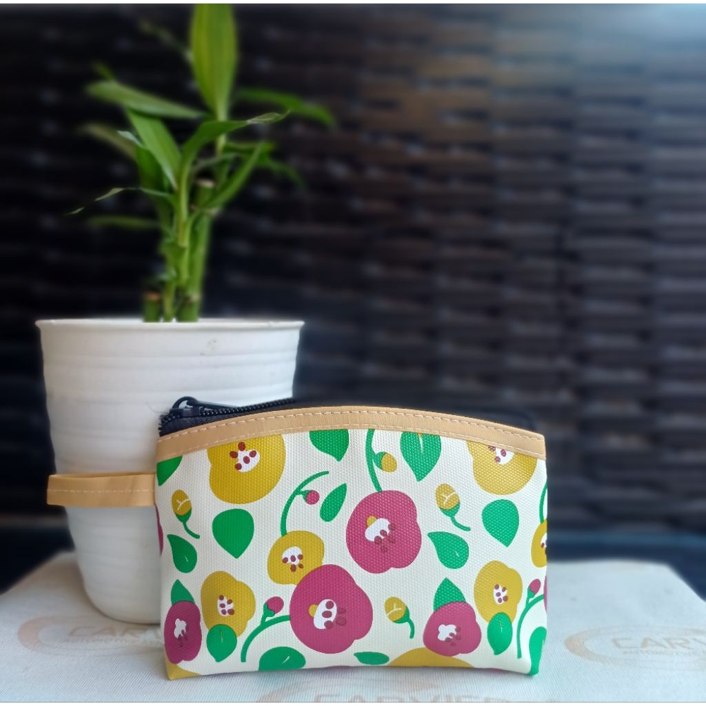 Dompet poncot motif toko emas/Dompet poncot souvenir toko emas