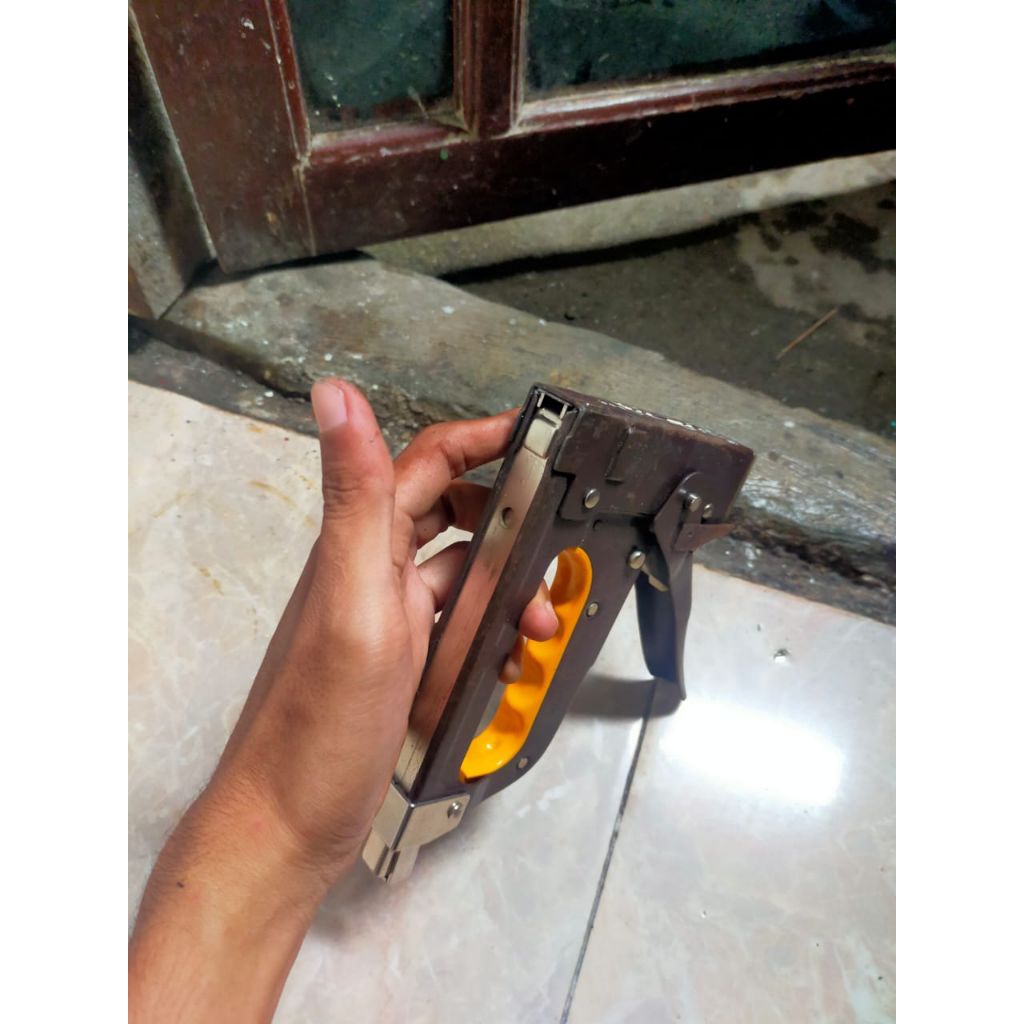 

Steples max Made in japan .