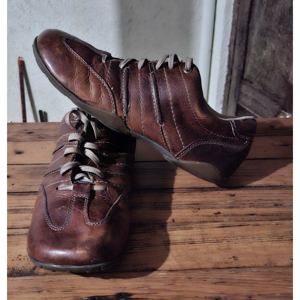 sepatu kulit second size 45