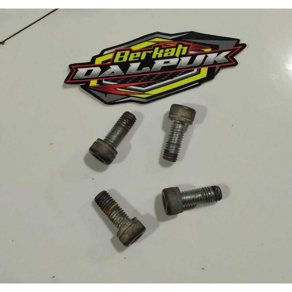 Baut postep belakang satria fu original 4 pcs