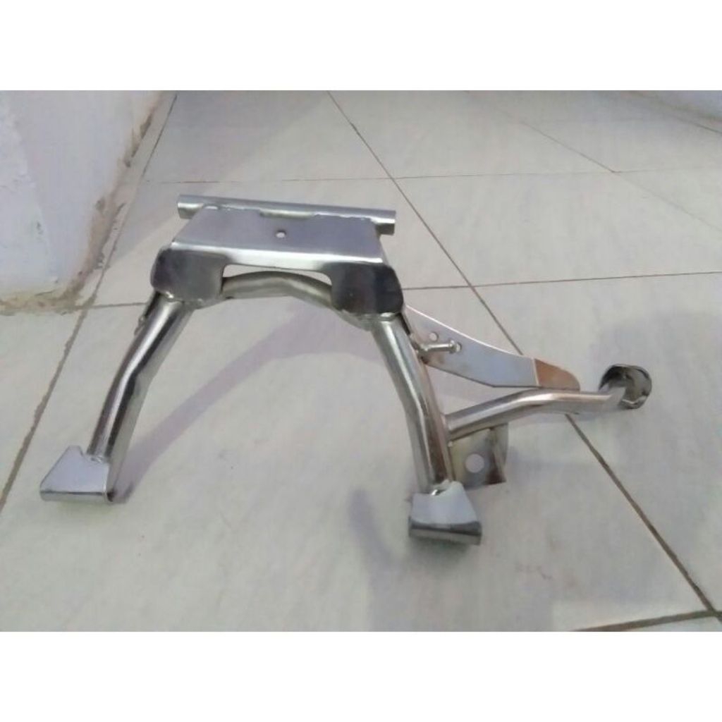 Jagrak tengah Vario 125 jagangan tengah Vario 150 crom Vario led