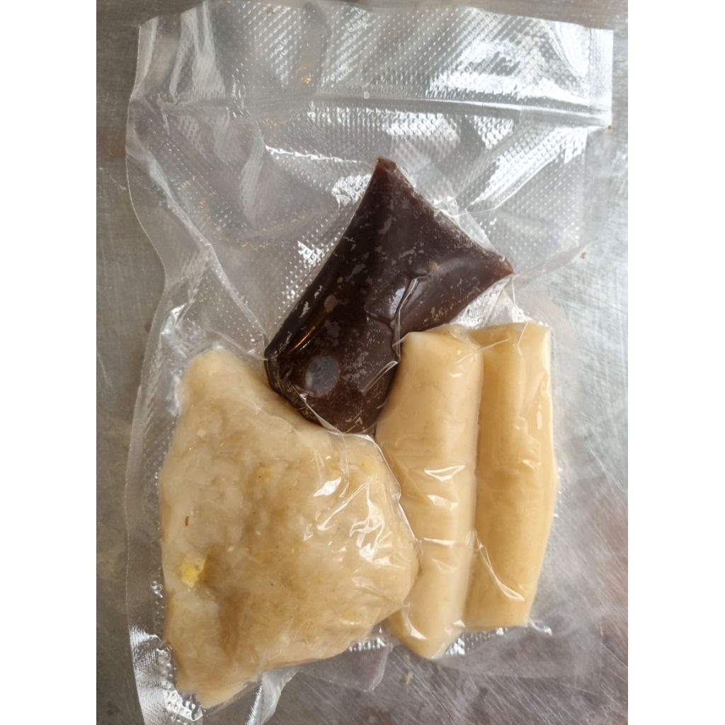 

Pempek Kapal Selam/ Lenjer.