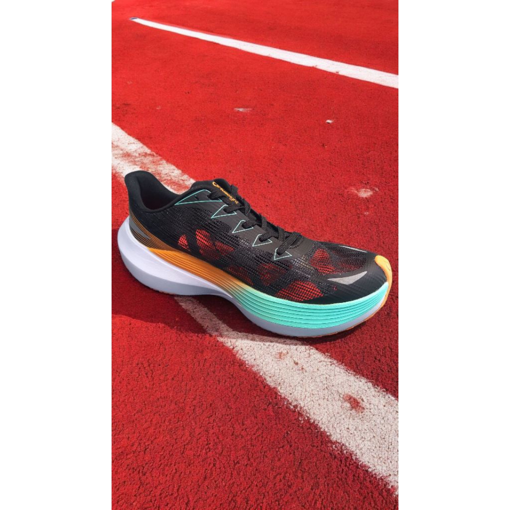 [ORI TERMURAH] Ortuseight Hyperglide 3.1 - Black/Ortrange